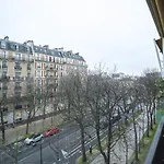 Bright And Spacious Apartment Montparnasse